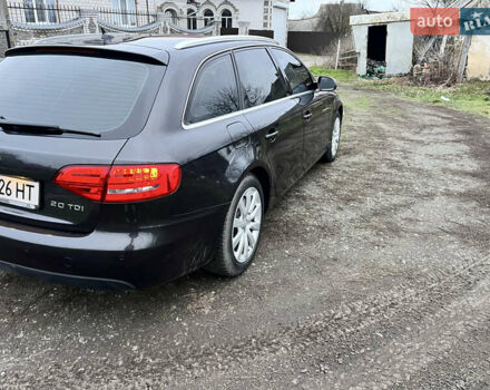 Черный Ауди А4, объемом двигателя 2 л и пробегом 380 тыс. км за 10500 $, фото 12 на Automoto.ua