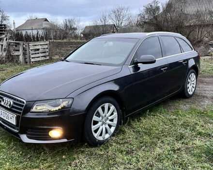 Черный Ауди А4, объемом двигателя 2 л и пробегом 380 тыс. км за 10500 $, фото 7 на Automoto.ua