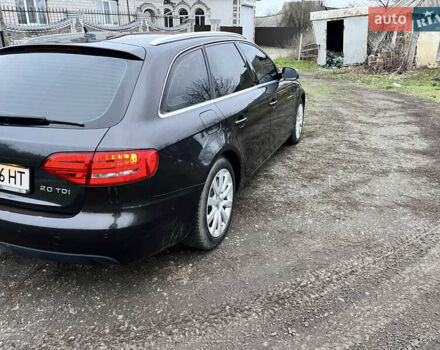 Черный Ауди А4, объемом двигателя 2 л и пробегом 380 тыс. км за 10500 $, фото 11 на Automoto.ua