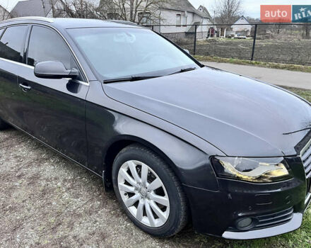 Черный Ауди А4, объемом двигателя 2 л и пробегом 380 тыс. км за 10500 $, фото 18 на Automoto.ua