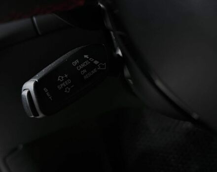 Чорний Ауді А4, об'ємом двигуна 1.8 л та пробігом 284 тис. км за 9200 $, фото 16 на Automoto.ua