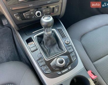Ауді А4 2012 у Ужгороді на Automoto.ua Чорний Ауді А4, об'ємом двигуна 1.97 л та пробігом 307 тис. км за 12400 $, фото 15 на Automoto.ua