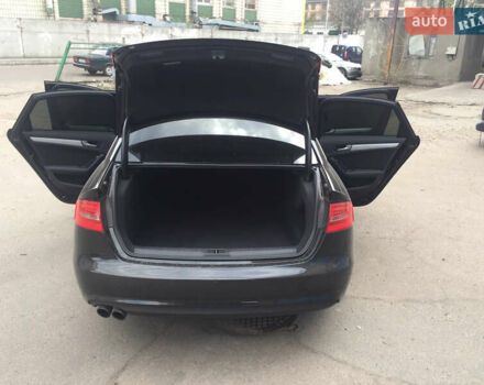 Ауди А4 2012 в Киеве на Automoto.ua Черный Ауди А4, объемом двигателя 1.98 л и пробегом 300 тыс. км за 10100 $, фото 3 на Automoto.ua