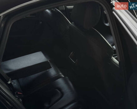 Черный Ауди А4, объемом двигателя 1.8 л и пробегом 284 тыс. км за 9200 $, фото 19 на Automoto.ua