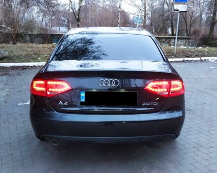 Черный Ауди А4, объемом двигателя 2 л и пробегом 204 тыс. км за 8650 $, фото 5 на Automoto.ua