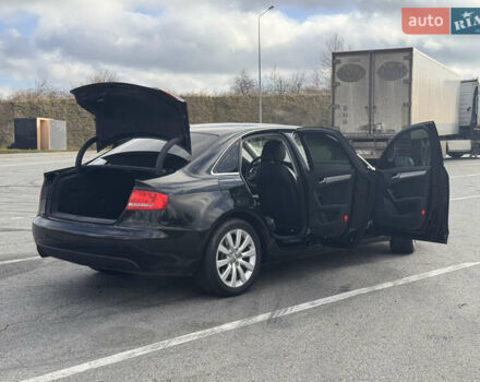 Черный Ауди А4, объемом двигателя 1.98 л и пробегом 166 тыс. км за 12700 $, фото 7 на Automoto.ua