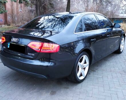 Черный Ауди А4, объемом двигателя 2 л и пробегом 204 тыс. км за 8650 $, фото 4 на Automoto.ua