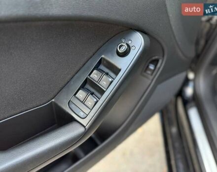 Чорний Ауді А4, об'ємом двигуна 1.97 л та пробігом 257 тис. км за 13000 $, фото 8 на Automoto.ua