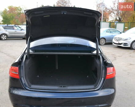 Чорний Ауді А4, об'ємом двигуна 1.98 л та пробігом 232 тис. км за 9999 $, фото 17 на Automoto.ua