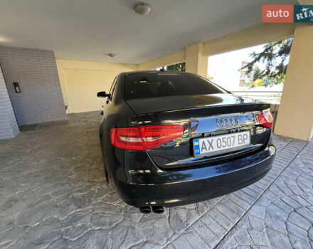 Чорний Ауді А4, об'ємом двигуна 2 л та пробігом 149 тис. км за 14900 $, фото 2 на Automoto.ua