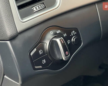 Черный Ауди А4, объемом двигателя 1.98 л и пробегом 203 тыс. км за 10300 $, фото 6 на Automoto.ua