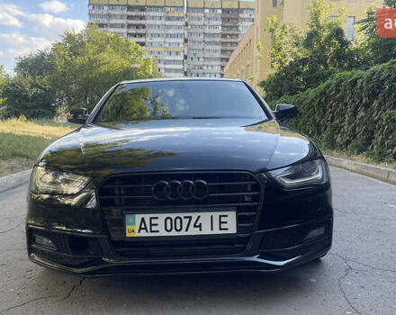 Черный Ауди А4, объемом двигателя 1.98 л и пробегом 210 тыс. км за 15000 $, фото 1 на Automoto.ua