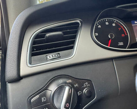 Ауді А4 2013 у Харкові на Automoto.ua Чорний Ауді А4, об'ємом двигуна 1.98 л та пробігом 230 тис. км за 10999 $, фото 11 на Automoto.ua