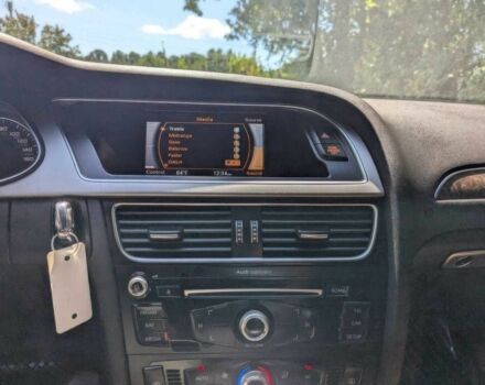 Черный Ауди А4, объемом двигателя 2 л и пробегом 82 тыс. км за 3750 $, фото 9 на Automoto.ua