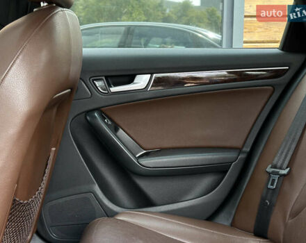 Чорний Ауді А4, об'ємом двигуна 1.98 л та пробігом 222 тис. км за 12500 $, фото 61 на Automoto.ua