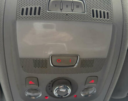 Ауді А4 2013 у Харкові на Automoto.ua Чорний Ауді А4, об'ємом двигуна 1.98 л та пробігом 230 тис. км за 10999 $, фото 18 на Automoto.ua