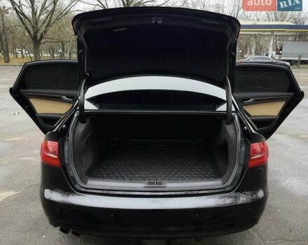 Черный Ауди А4, объемом двигателя 1.98 л и пробегом 260 тыс. км за 12500 $, фото 6 на Automoto.ua