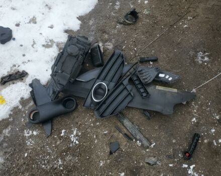 Черный Ауди А4, объемом двигателя 2 л и пробегом 185 тыс. км за 9900 $, фото 11 на Automoto.ua