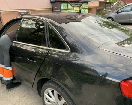 Черный Ауди А4, объемом двигателя 2 л и пробегом 164 тыс. км за 8500 $, фото 9 на Automoto.ua