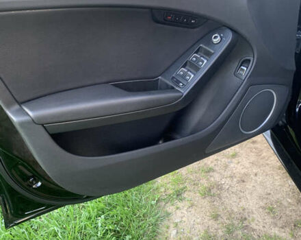 Чорний Ауді А4, об'ємом двигуна 1.98 л та пробігом 190 тис. км за 13000 $, фото 17 на Automoto.ua