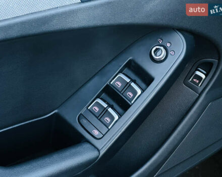 Чорний Ауді А4, об'ємом двигуна 2 л та пробігом 230 тис. км за 10999 $, фото 40 на Automoto.ua