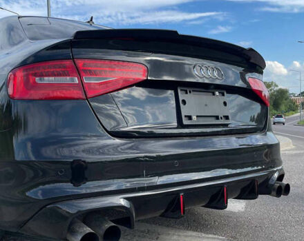 Чорний Ауді А4, об'ємом двигуна 1.98 л та пробігом 216 тис. км за 12000 $, фото 5 на Automoto.ua