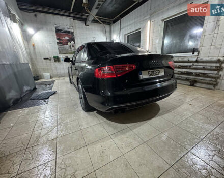 Ауді А4 2014 у Києві на Automoto.ua Чорний Ауді А4, об'ємом двигуна 1.98 л та пробігом 183 тис. км за 15000 $, фото 4 на Automoto.ua