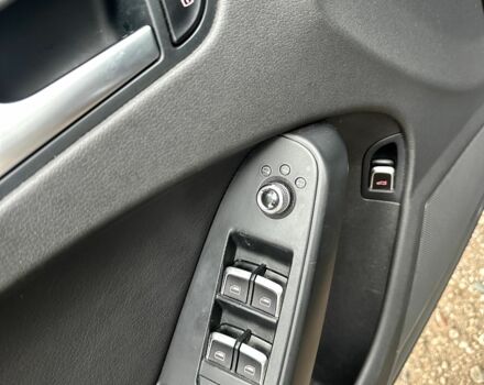 Черный Ауди А4, объемом двигателя 2 л и пробегом 176 тыс. км за 10800 $, фото 2 на Automoto.ua