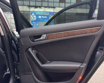 Черный Ауди А4, объемом двигателя 2 л и пробегом 256 тыс. км за 11000 $, фото 4 на Automoto.ua