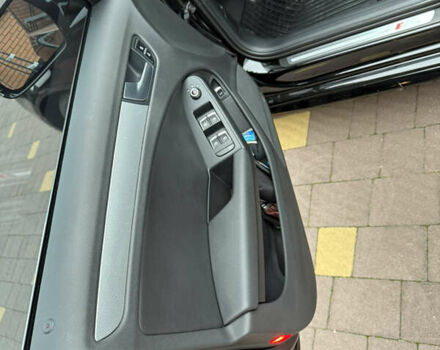 Черный Ауди А4, объемом двигателя 1.98 л и пробегом 186 тыс. км за 13800 $, фото 6 на Automoto.ua