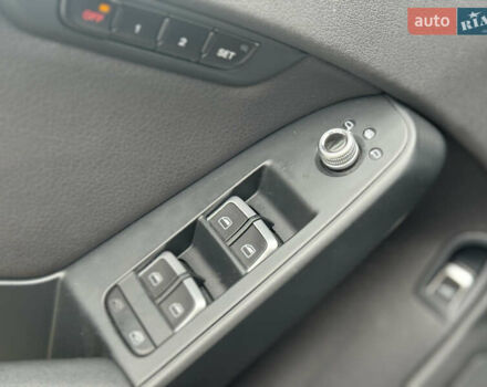 Чорний Ауді А4, об'ємом двигуна 1.98 л та пробігом 190 тис. км за 13999 $, фото 9 на Automoto.ua