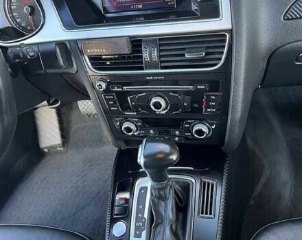 Чорний Ауді А4, об'ємом двигуна 2 л та пробігом 121 тис. км за 10000 $, фото 5 на Automoto.ua