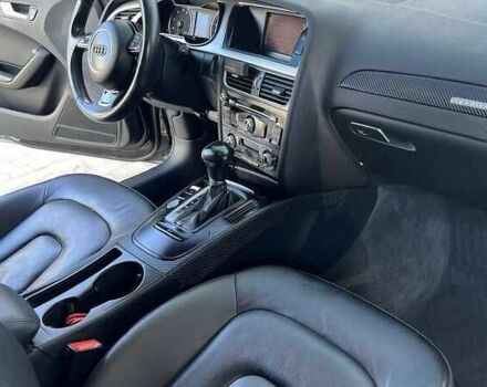 Чорний Ауді А4, об'ємом двигуна 2 л та пробігом 121 тис. км за 10000 $, фото 4 на Automoto.ua