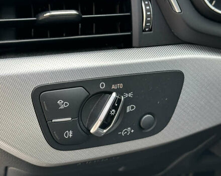 Чорний Ауді А4, об'ємом двигуна 2 л та пробігом 195 тис. км за 13900 $, фото 9 на Automoto.ua