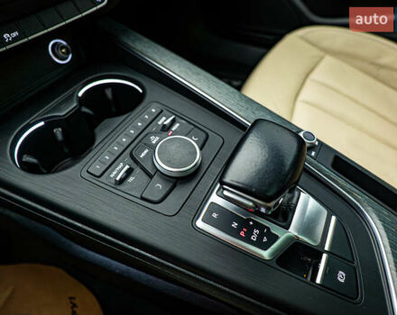 Чорний Ауді А4, об'ємом двигуна 2 л та пробігом 154 тис. км за 17504 $, фото 16 на Automoto.ua