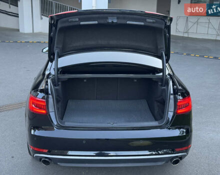 Черный Ауди А4, объемом двигателя 1.98 л и пробегом 190 тыс. км за 19400 $, фото 7 на Automoto.ua