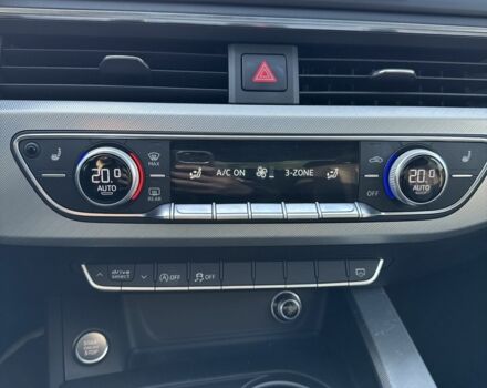 Чорний Ауді А4, об'ємом двигуна 2 л та пробігом 170 тис. км за 16600 $, фото 10 на Automoto.ua