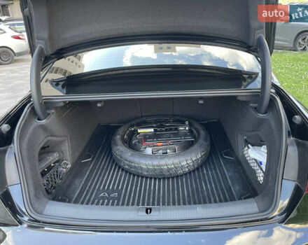 Черный Ауди А4, объемом двигателя 2.02 л и пробегом 120 тыс. км за 18600 $, фото 14 на Automoto.ua