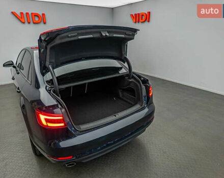 Чорний Ауді А4, об'ємом двигуна 2 л та пробігом 154 тис. км за 17504 $, фото 6 на Automoto.ua