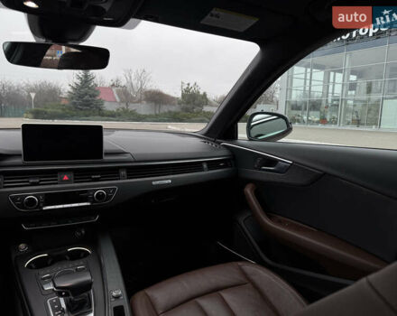 Чорний Ауді А4, об'ємом двигуна 1.98 л та пробігом 65 тис. км за 20000 $, фото 59 на Automoto.ua