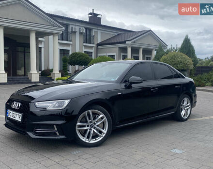 Черный Ауди А4, объемом двигателя 1.98 л и пробегом 148 тыс. км за 17000 $, фото 3 на Automoto.ua