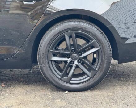 Чорний Ауді А4, об'ємом двигуна 2 л та пробігом 230 тис. км за 17500 $, фото 3 на Automoto.ua