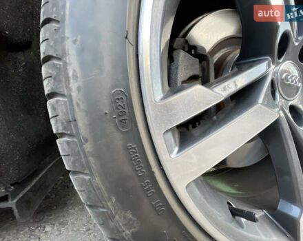 Черный Ауди А4, объемом двигателя 1.98 л и пробегом 183 тыс. км за 18000 $, фото 14 на Automoto.ua