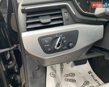 Черный Ауди А4, объемом двигателя 2 л и пробегом 282 тыс. км за 13300 $, фото 12 на Automoto.ua