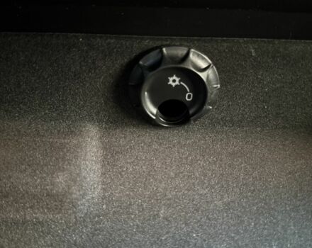 Чорний Ауді А4, об'ємом двигуна 2 л та пробігом 170 тис. км за 16600 $, фото 17 на Automoto.ua