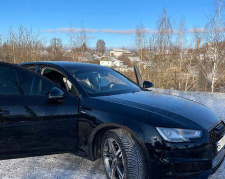 Черный Ауди А4, объемом двигателя 1.98 л и пробегом 184 тыс. км за 20000 $, фото 10 на Automoto.ua