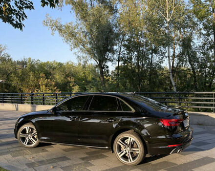 Черный Ауди А4, объемом двигателя 1.98 л и пробегом 183 тыс. км за 18000 $, фото 2 на Automoto.ua