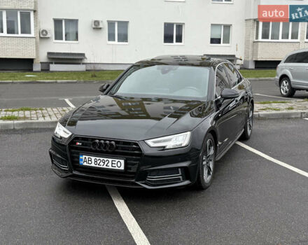 Черный Ауди А4, объемом двигателя 2 л и пробегом 154 тыс. км за 21800 $, фото 2 на Automoto.ua