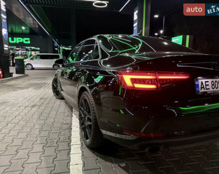 Чорний Ауді А4, об'ємом двигуна 2 л та пробігом 171 тис. км за 16500 $, фото 6 на Automoto.ua