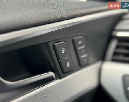 Черный Ауди А4, объемом двигателя 2 л и пробегом 140 тыс. км за 19900 $, фото 13 на Automoto.ua